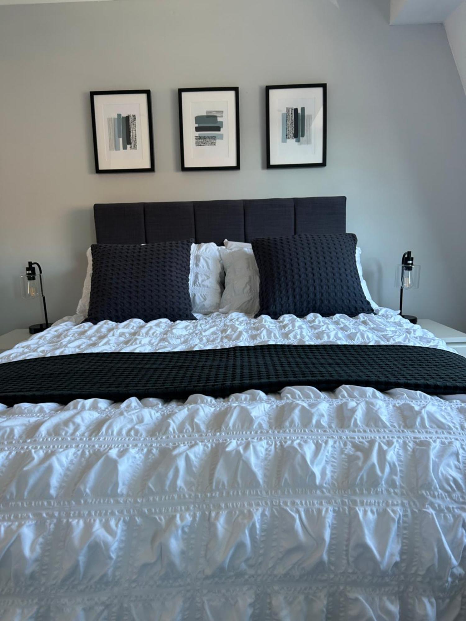 3 Bedroom - 2 Bathroom Townhouse In Corstorphine Near Murrayfield Stadium - Direct Bus To Edinburgh City Centre In 20 Minutes - Two Private Parking Spaces - Private Sunny Garden - Recently Refurbished Екстер'єр фото